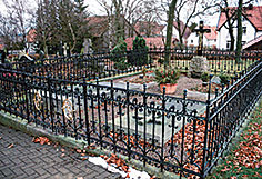 Erbbegräbnisstätte Webers auf dem Friedhof in Nieheim
